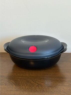 TUPPERWARE HEAT N SERVE BLACK OVAL ACRYLIC MICROWAVE DISH BOWL 2.0L #5433A-3